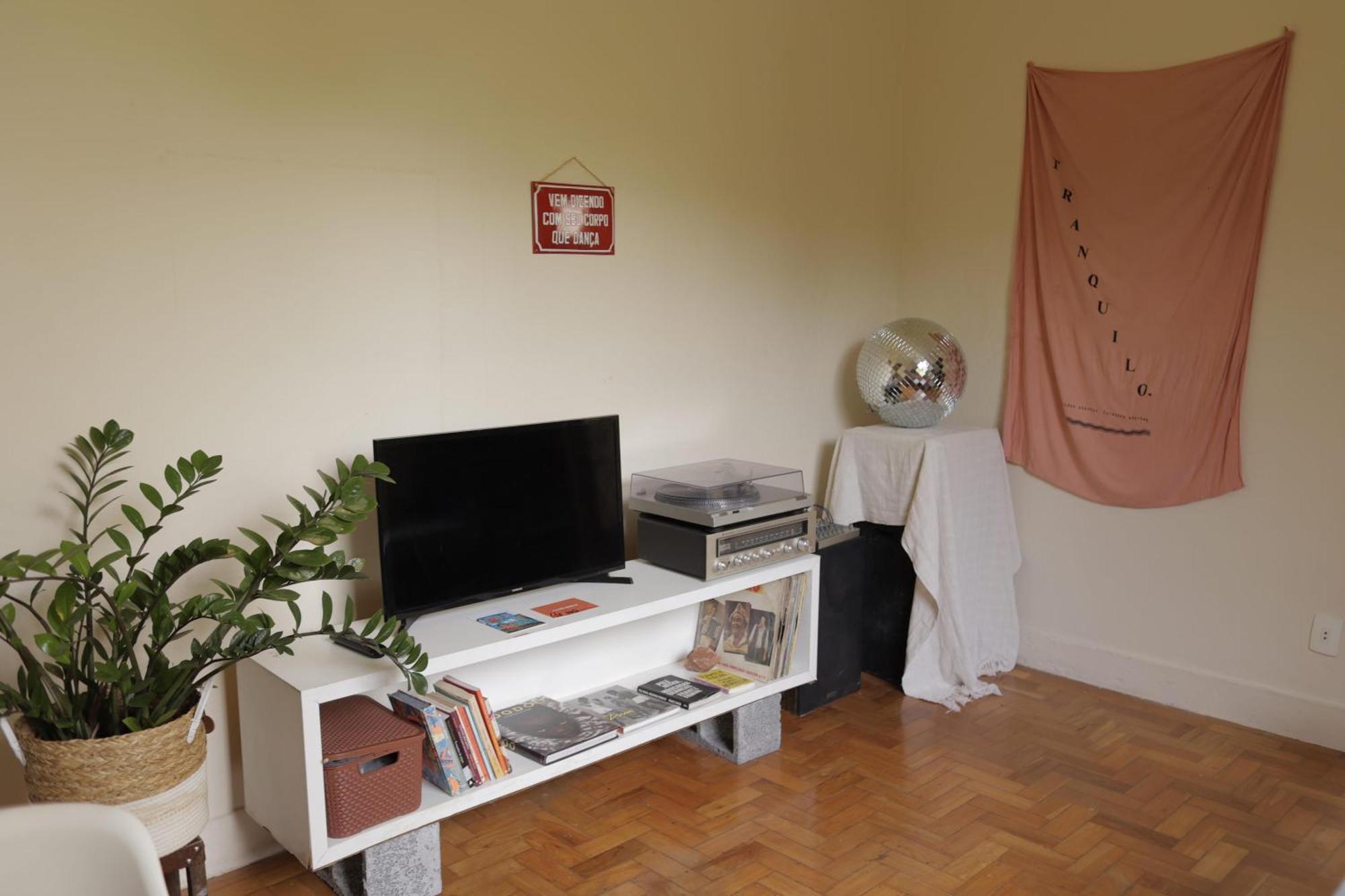 Quarto Casal Com Janela Casa Caramel Belo Horizonte Extérieur photo