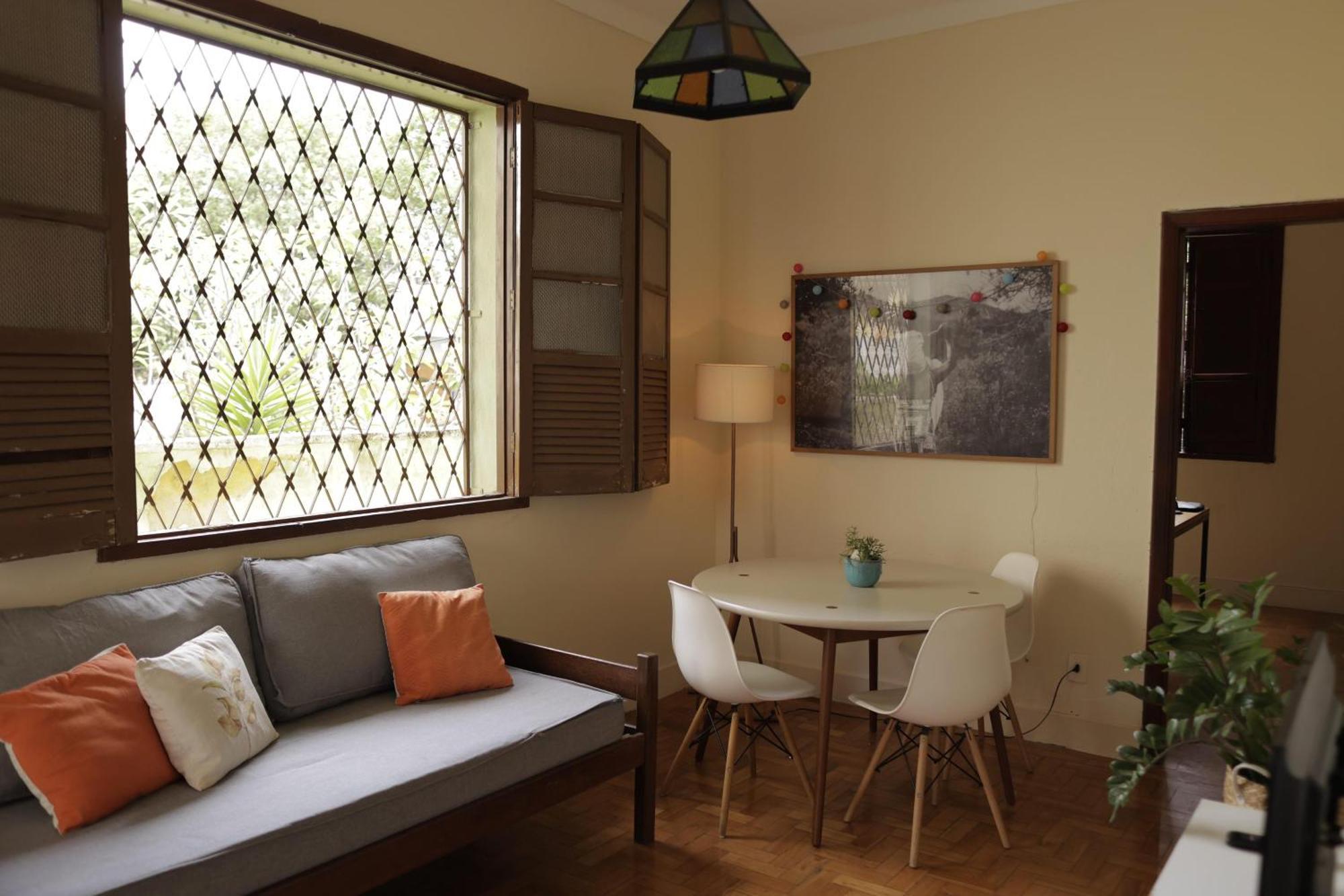 Quarto Casal Com Janela Casa Caramel Belo Horizonte Extérieur photo