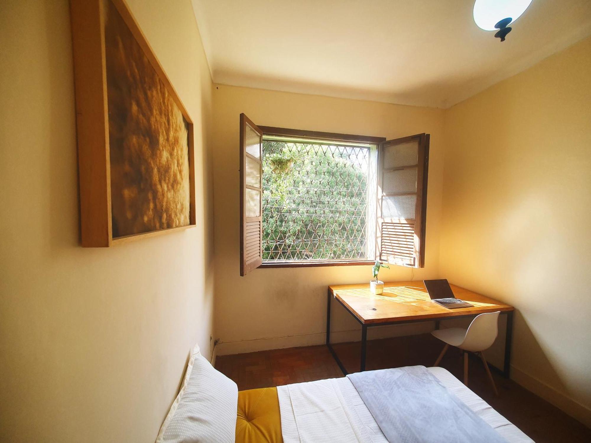 Quarto Casal Com Janela Casa Caramel Belo Horizonte Extérieur photo